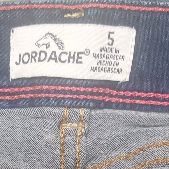 Jordache Girls 5 Denim Shorts Stretch Embroidered Patches Love Peace Good Vibes - Picture 4 of 5